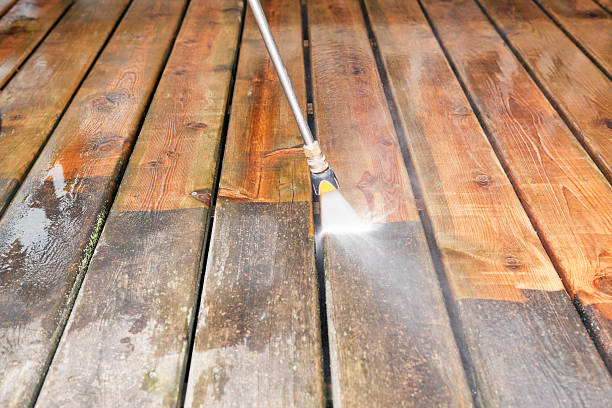 Why Choose Our Certified Pressure Washing Experts for Your Project Needs in Chillicothe, IL?
